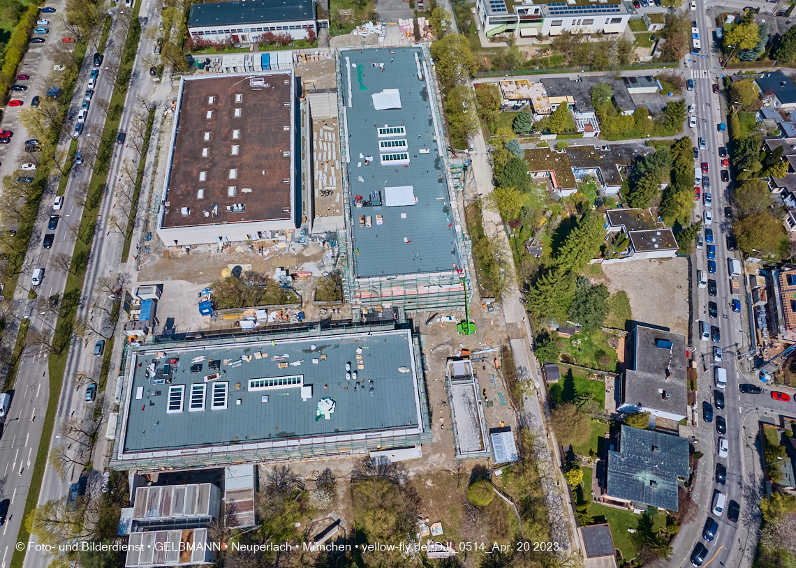 21.04.2023 - Luftbilder von der Baustelle Grundschule am Karl-Marx-Ring in Neuperlach